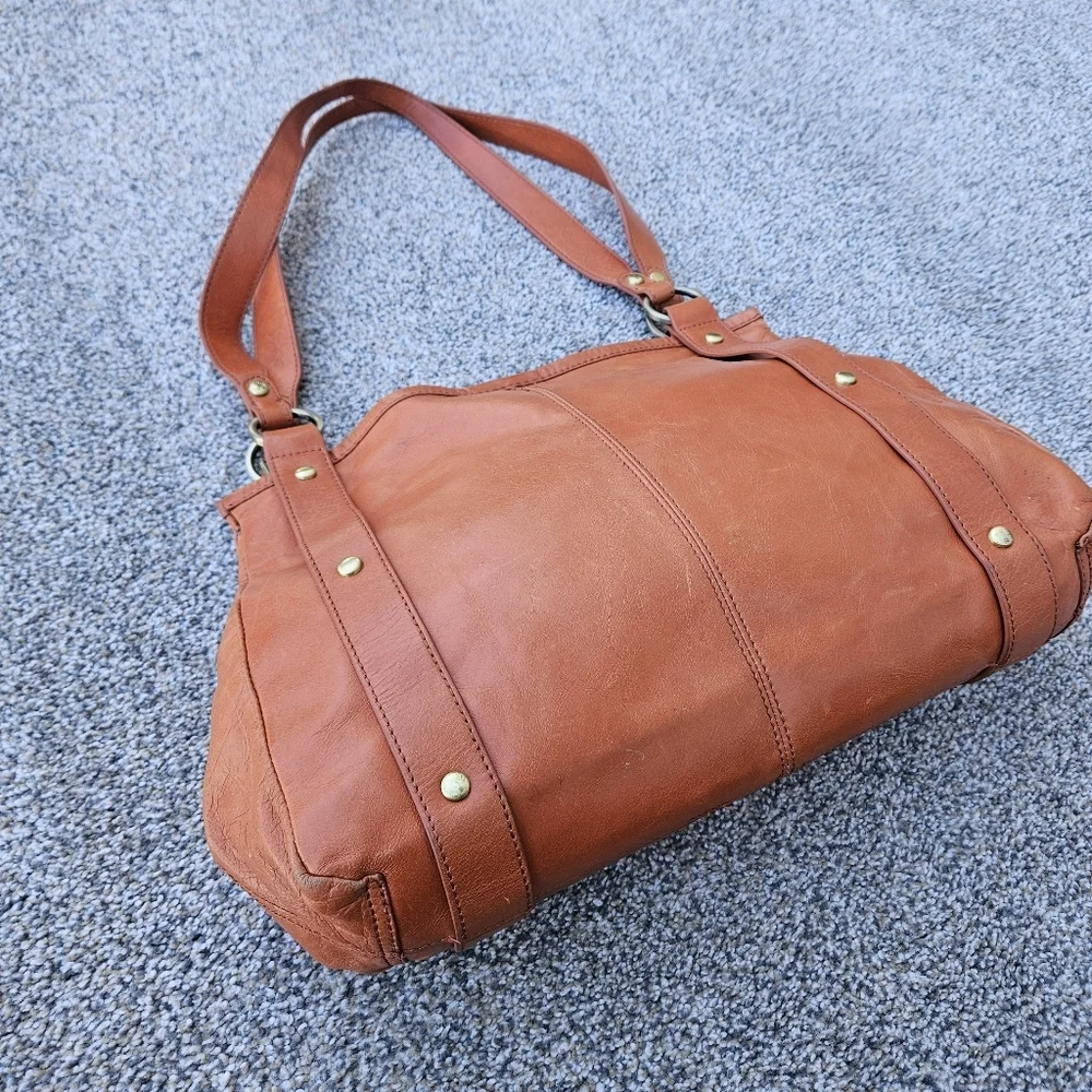HOBO International Toffee Brown Leather Shoulder Bag Wanderlust Lining VTG Purse